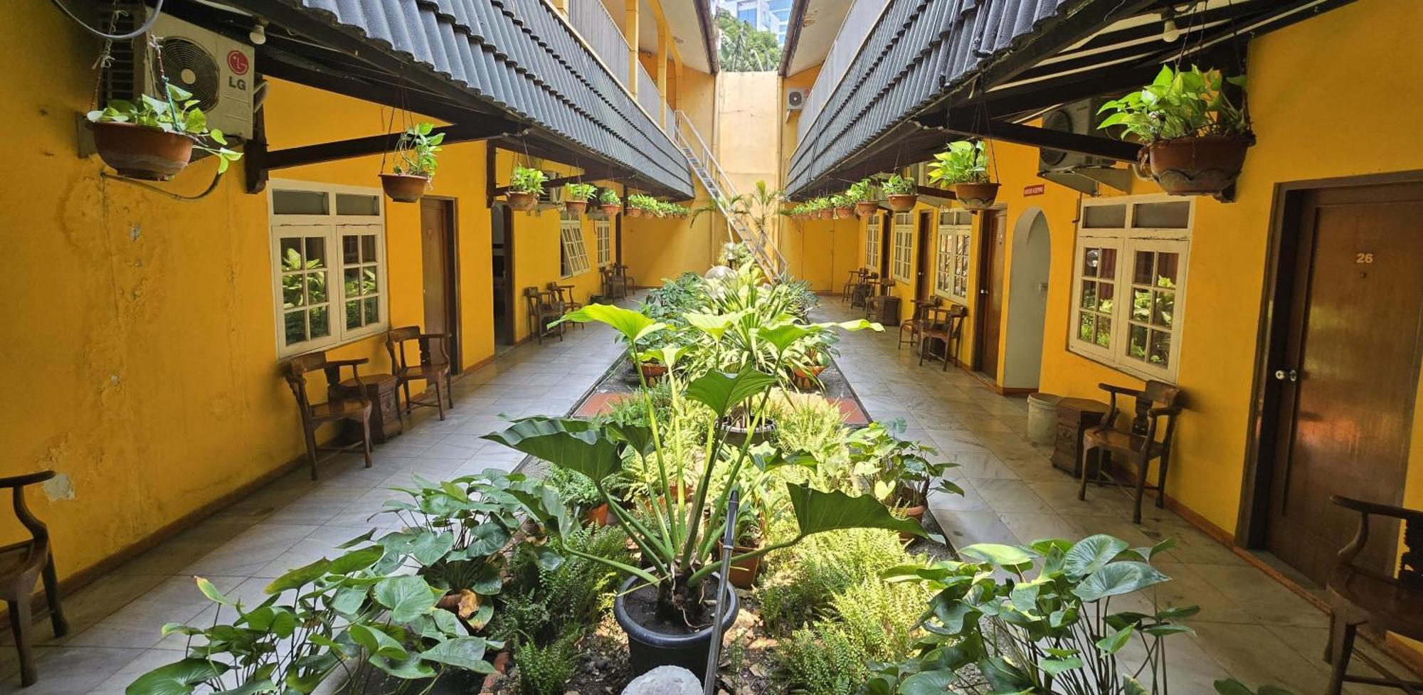 Hotel Tugu Asri Jacarta Exterior foto